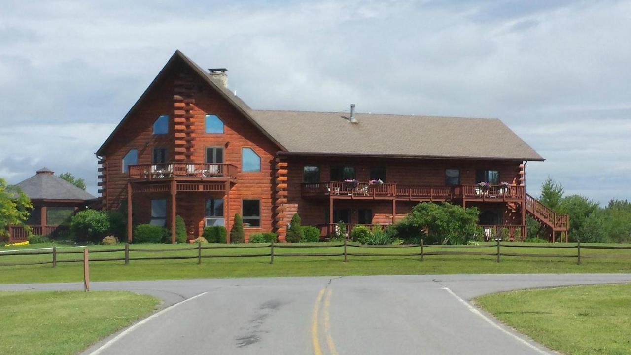 Point Au Roche Lodge Plattsburgh Exterior foto